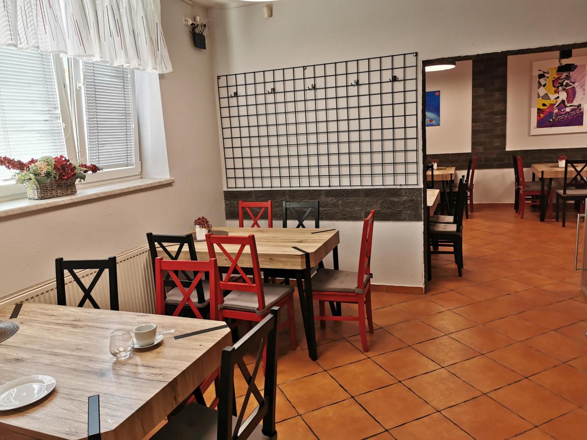 Penzion Pod Bilou Horou Kopřivnice Extérieur photo